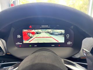 McLaren  Artura 2025