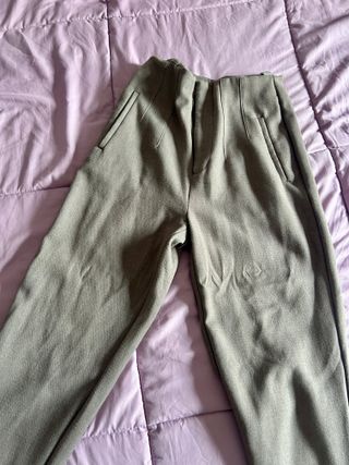 Pantalón Stradivarius Talla 34
