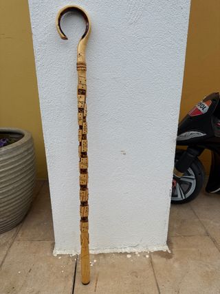 Cachava labrada a mano