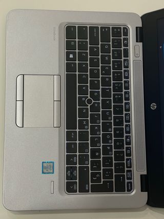 Portátil HP i5 16GB RAM SSD 500 Batería Nueva FHD