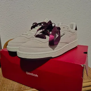 Sneakers Reebok Beige e Viola