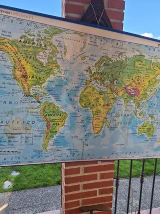 Mapa planisferio político y físico