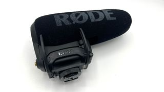 Rode VideoMic Pro+ (Plus) con caja