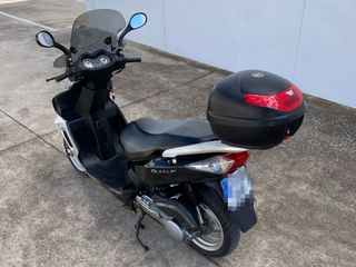 Scooter Peugeot Sum-Up 125cc