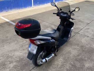 Scooter Peugeot Sum-Up 125cc