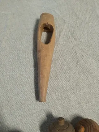 Vecchi giochi in legno