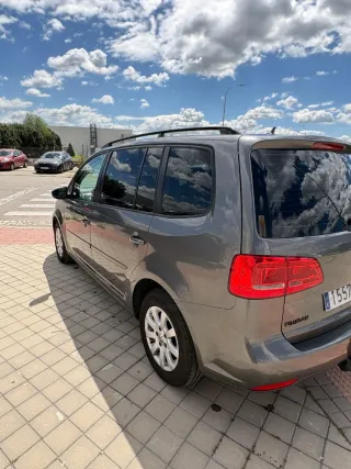 Volkswagen Touran 2013