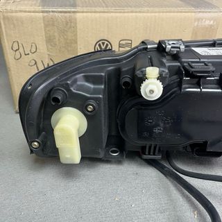 Faro xenon Audi S3 8L nuevo original Hella