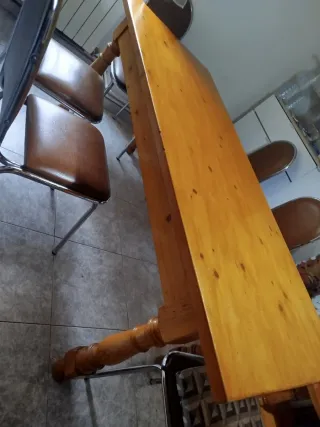 Mesa de comedor de mader Hecho por un carpintero