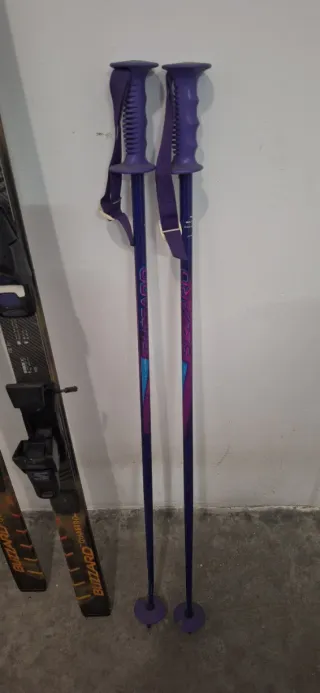 Conjunto Esquis Blizzard Quattro y Bastones