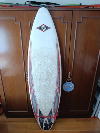 Tabla Surf BIC 6'7 Gérard Dabb de segunda mano por 144 EUR en