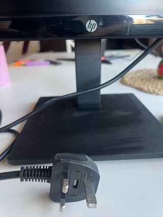 Monitor HP P27q G4 27 QHD (Enchufe UK)