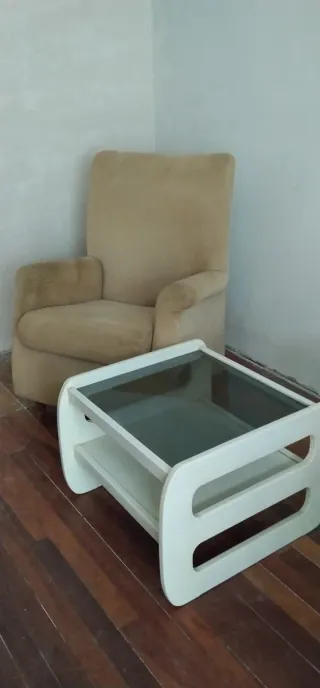 Sillón individual tela y madera