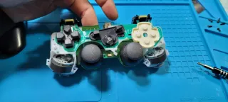 Reparación de mandos de consola