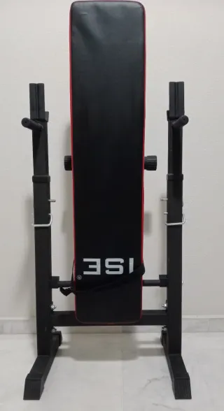 Banco de gimnasio ISE plegable.