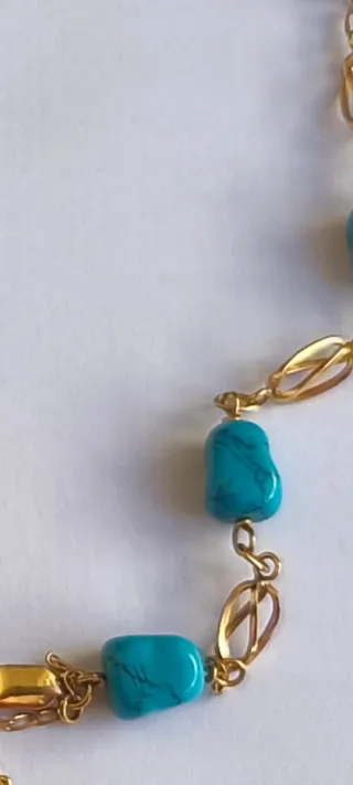 Collar oro 18k con jaulas y piedrac tipo  turquesa