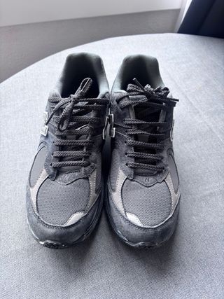 Zapatillas New Balance 2002R Gris