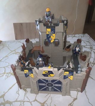 Playmobil Castello di Novelmore con personaggi