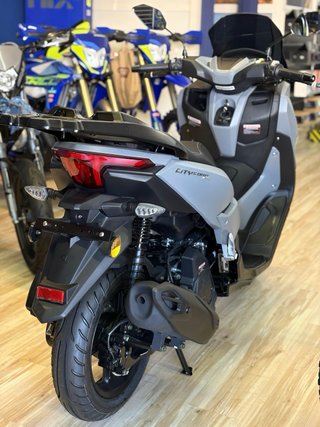 SCORPA CITY CORP SCOOTER 125 | Tipo Yamaha NMAX