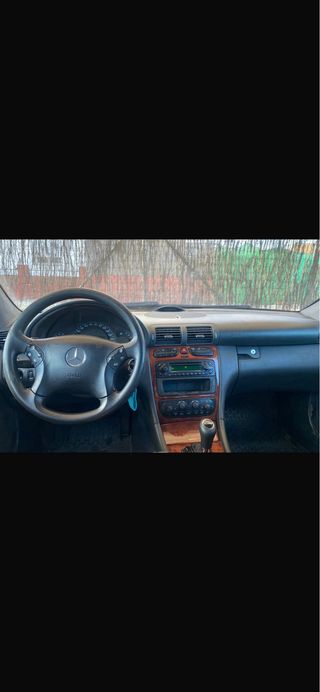 Mercedes-Benz C 200 cdi 2003