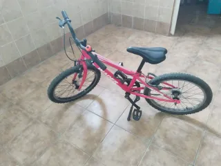 Bicicleta infantil rosa 4 años