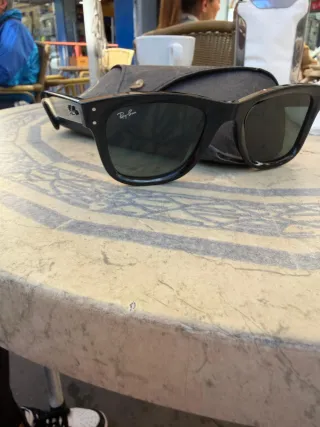 Gafas de sol Ray-Ban negras