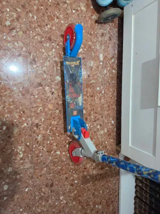 Patinete Spiderman
