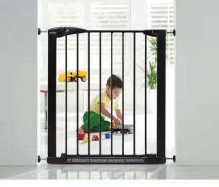 Puerta Escalera Munchkin Bebé