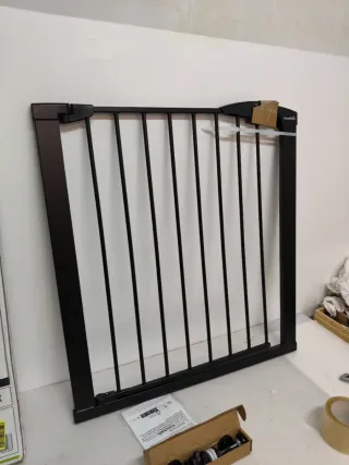 Puerta Escalera Munchkin Bebé