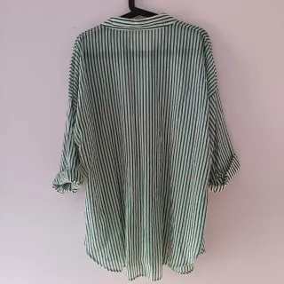 Camisa de playa Primark talla S. Talla grande