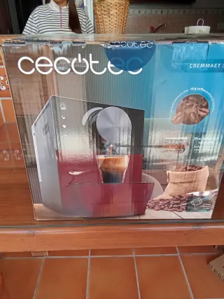 Cafetera Cecotec Automática Roja