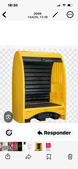 Armario de residuos amarillo y negro