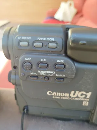 Canon UC1 8mm Video Camcorder + Funda