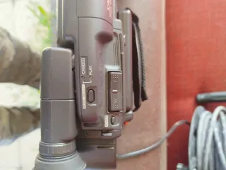 Canon UC1 8mm Video Camcorder + Funda