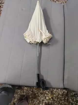 Sombrilla para bebé con pinza