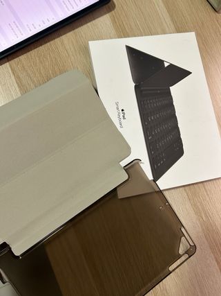 Tastiere e custodie per iPad Apple