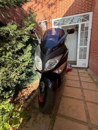 Yamaha T-MAX 500 ABS Negra