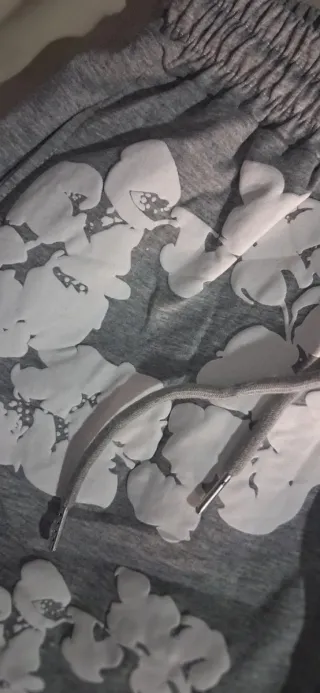 Pantalones cortos Denim Tears grises