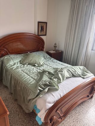 Estructura de cama de madera