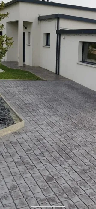 Hormigón impreso y pulido, hormigón fratasado