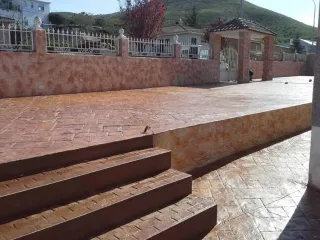Hormigón impreso y pulido, hormigón fratasado