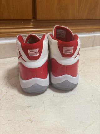 Jordan 11 Cherry Talla 44