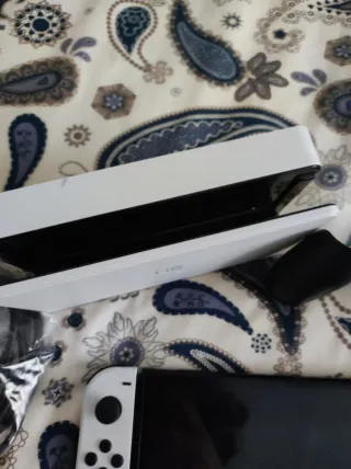 Nintendo Switch OLED Completa