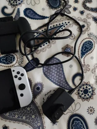 Nintendo Switch OLED Completa