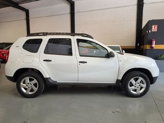 Dacia Duster en excelente estado y pocos kms.