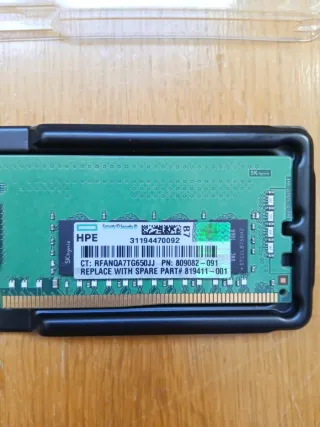 SK Hynix 16GB DDR4 RAM SK Hynix HMA82GR7AFR4N-UH