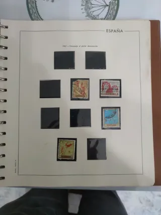 Album di francobolli Spagna 1965-1975