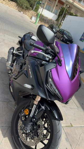 Honda CBR 650R Sportbike Morado/Negro