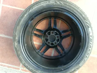 Llanta Mercedes AMG 18 con Neumático