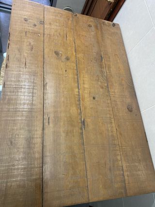 Mesa alta madera y 4 taburetes
